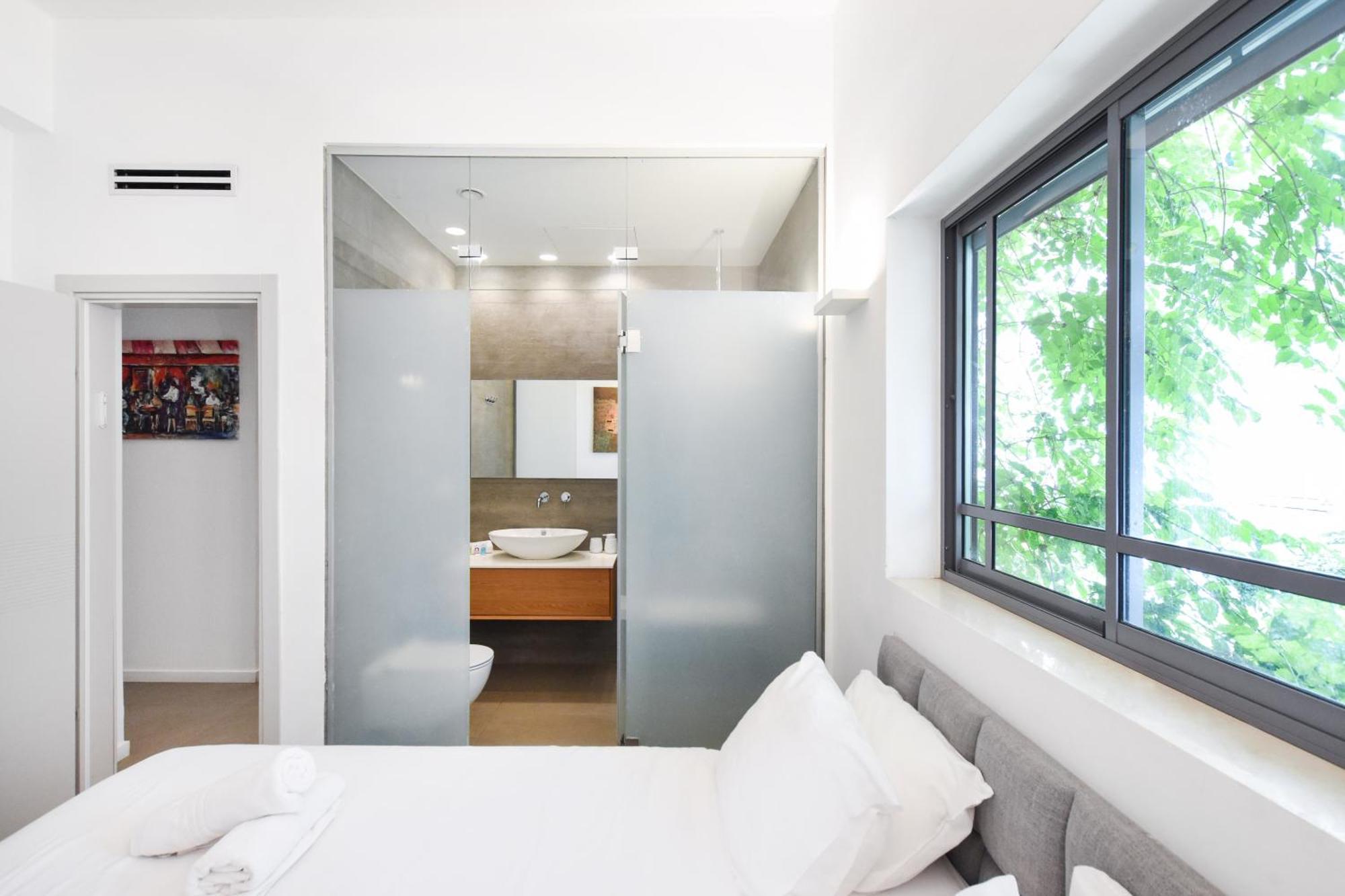 Appartamento Magic Lily By Holyguest Tel Aviv Esterno foto