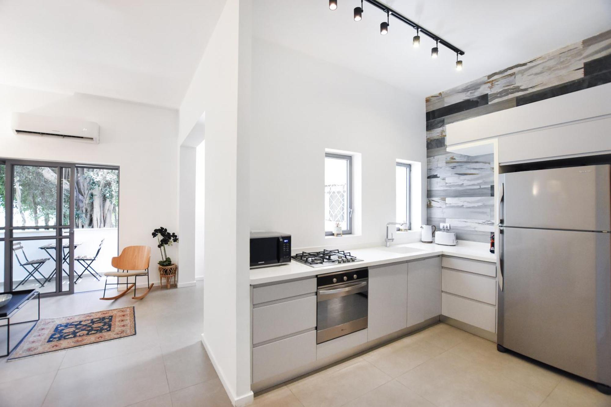 Appartamento Magic Lily By Holyguest Tel Aviv Esterno foto